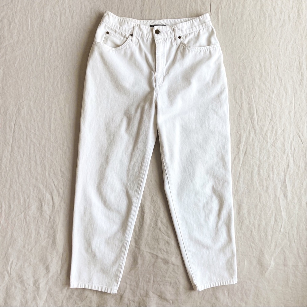 Vintage white high waist relaxed tapered leg mom jeans - Picture 2 of 6